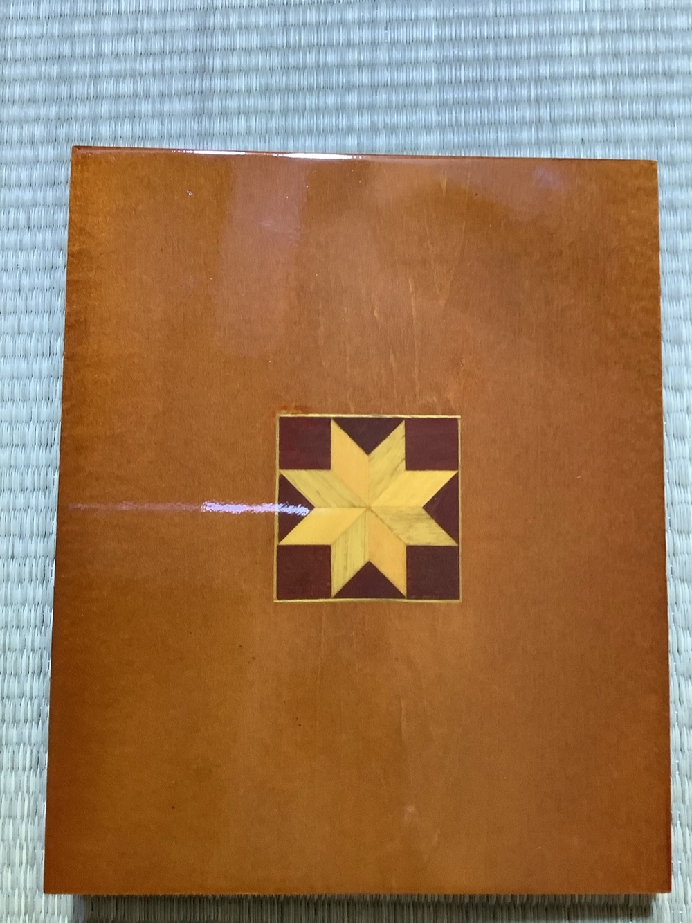Studio Eighty-Four Wood Album - Blonde Wood with Inlaid Star - 7-1/2" X 9"